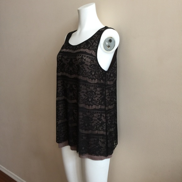 NWT! Bobeau Lace Blouse - Picture 2 of 4